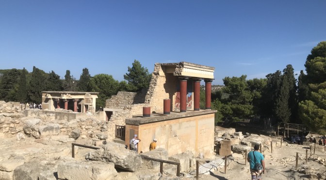 Historien om Knossos er mest en historie om hvordan man fortolker arkeologiske funn. Konferansens guidede tur understreket dermed tematikken «Provenance of Knowledge» på en utmerket måte.