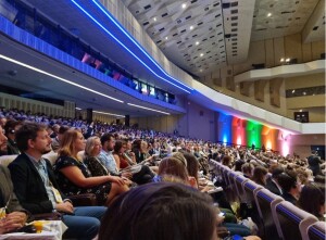 Prague Congress Centre med flotte lokaler gjorde det lett å gjennomføre Generalforsamlinga. Det var ca 2500 deltakande delegatar i Praha. Foto: Atle Ove Martinussen